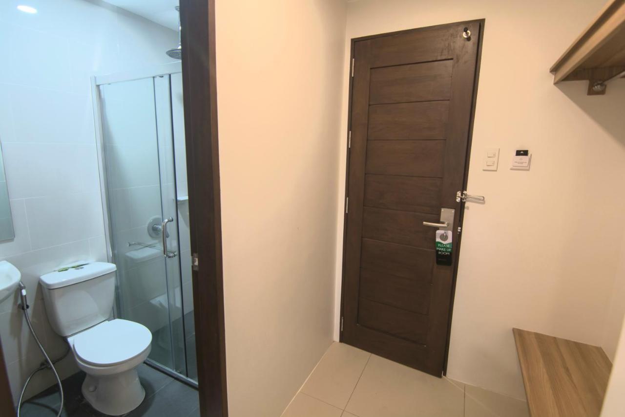 Mango Suites Tuguegarao City Exterior photo